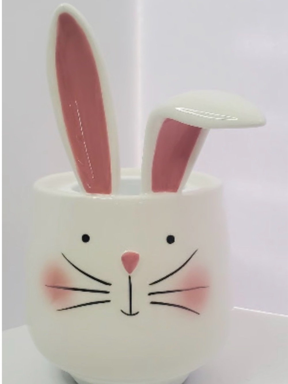Scentsy White Bunny Wax Warmer with Pink Ear Accents